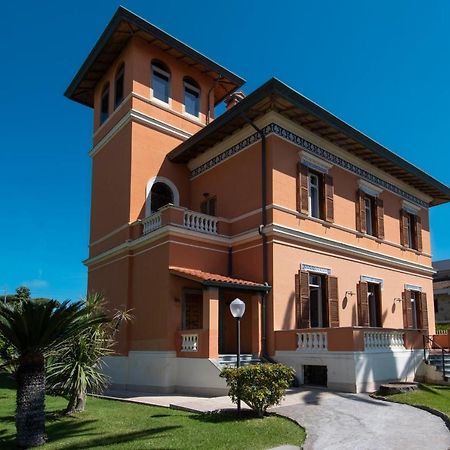 Palazzo Moresco Santa Marinella Luaran gambar