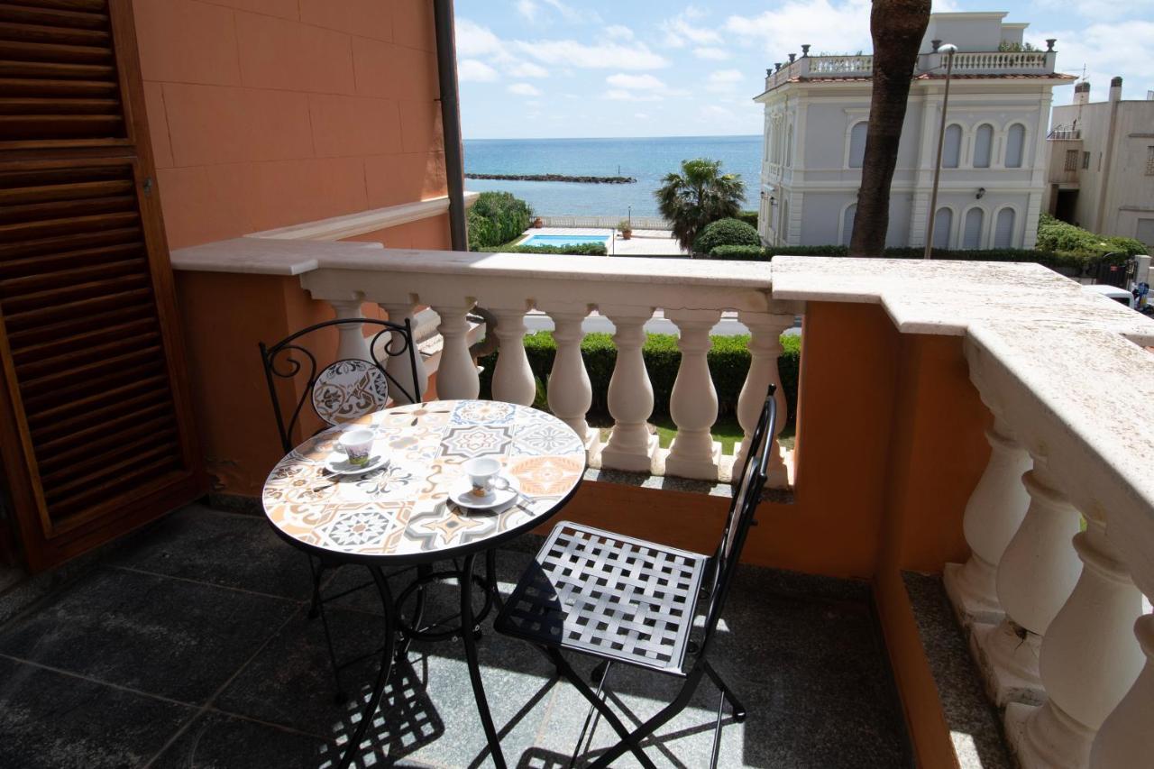 Palazzo Moresco Santa Marinella Luaran gambar