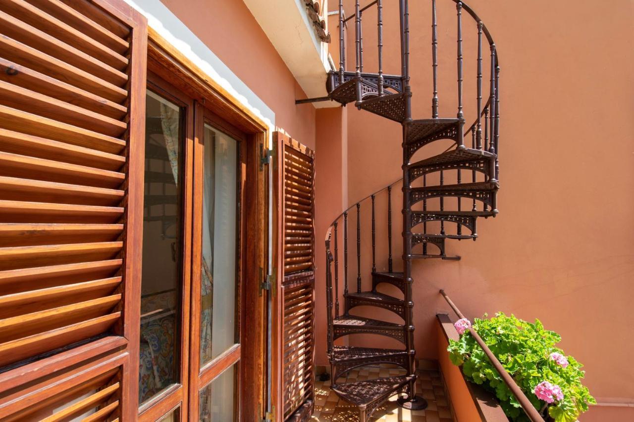 Palazzo Moresco Santa Marinella Luaran gambar